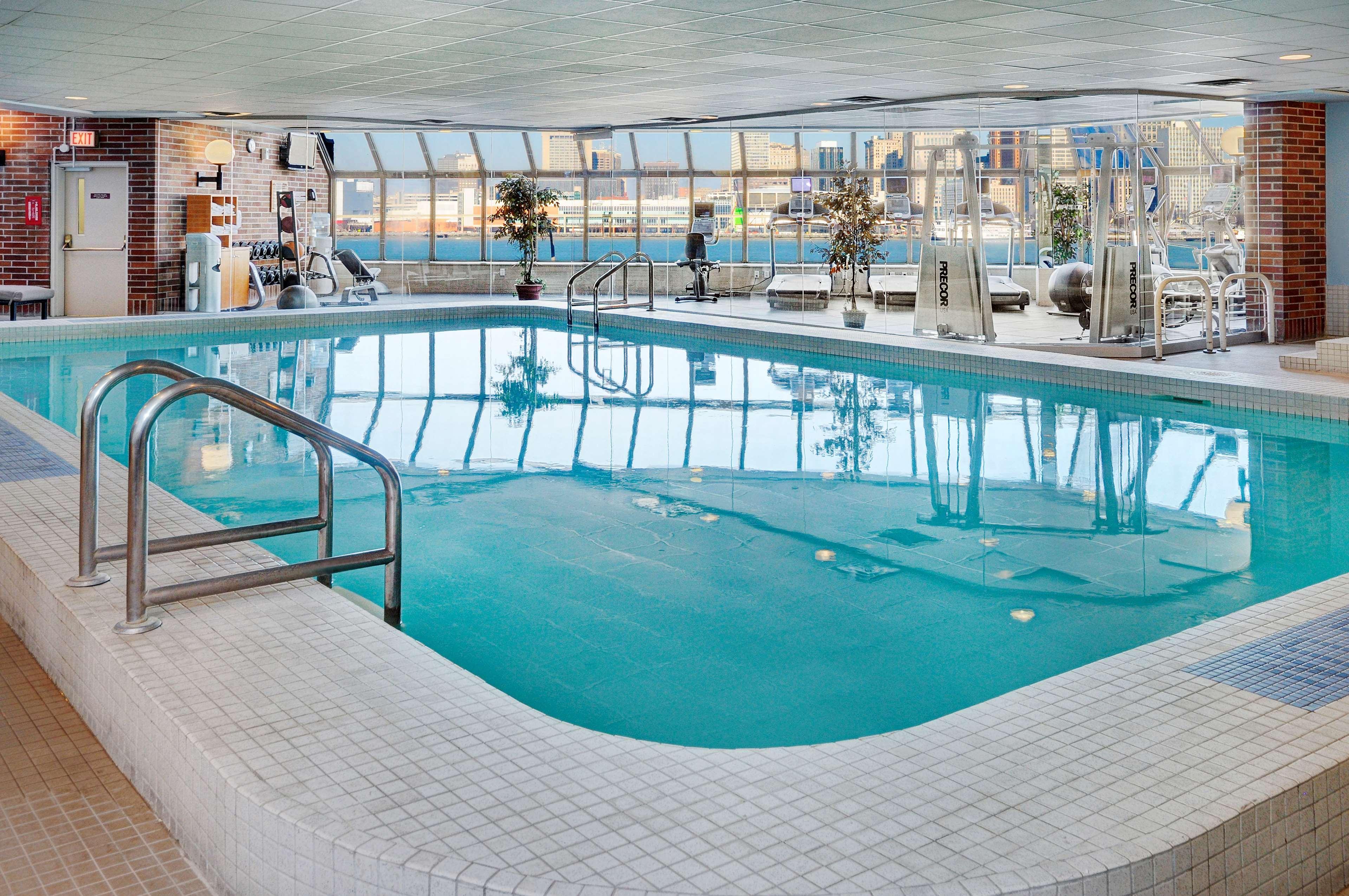 Best Western Plus Waterfront Hotel Windsor Exterior photo